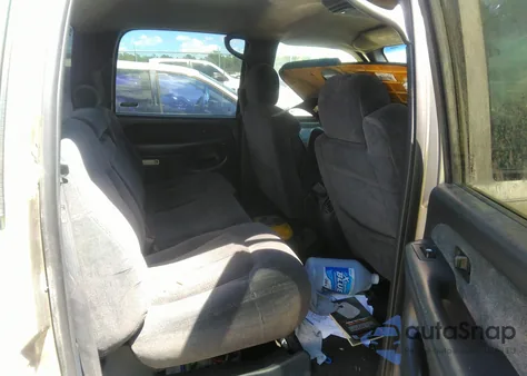 2002 Chevrolet Silverado 2500Hd Ls из США, поврежденный, VIN 1GCHC23G92F134293